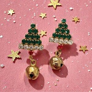 Vintage Sparkling Rhinestone Gold Tone Christmas Tree Dangle Bell Earrings
